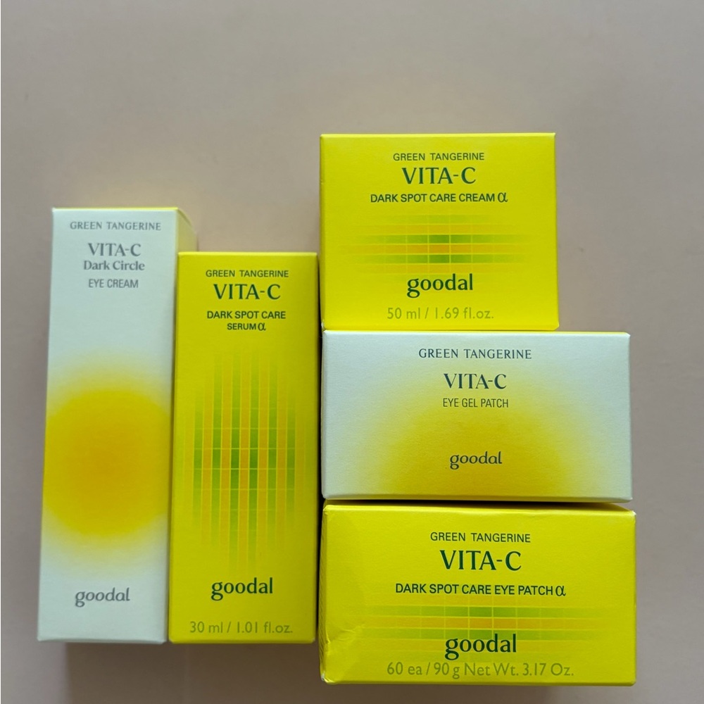 Goodal Green Tangerine Vita-C Skincare Set